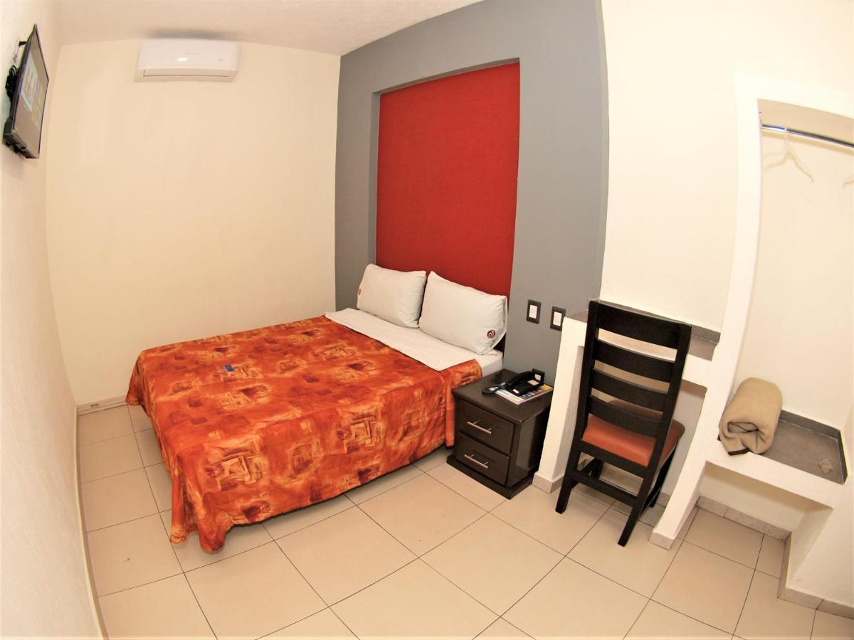 Hotel Jorge Alejandro Guadalajara Dış mekan fotoğraf