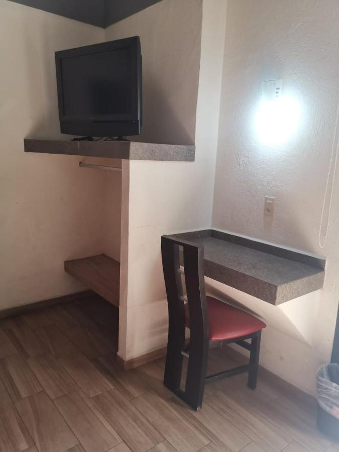 Hotel Jorge Alejandro Guadalajara Dış mekan fotoğraf
