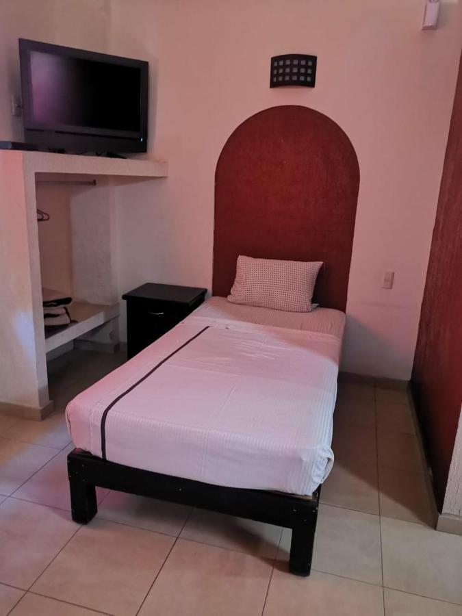 Hotel Jorge Alejandro Guadalajara Dış mekan fotoğraf