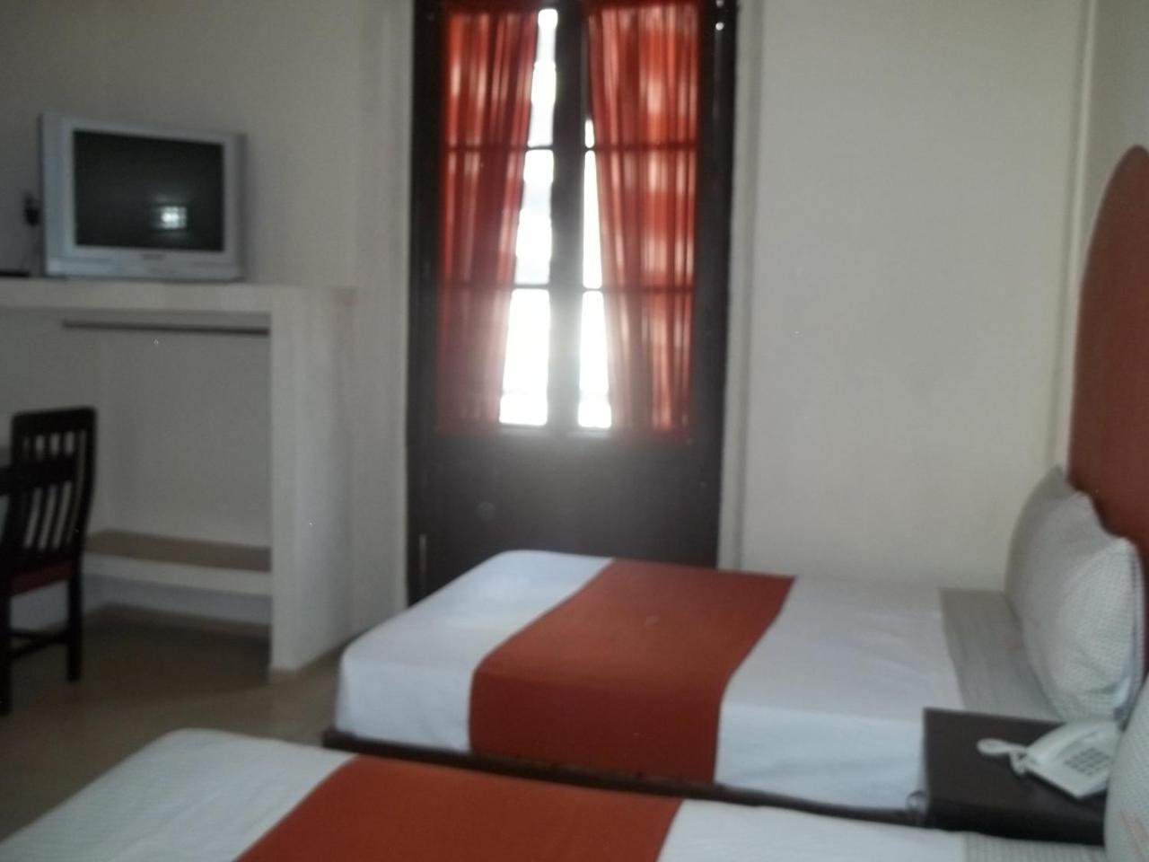 Hotel Jorge Alejandro Guadalajara Dış mekan fotoğraf