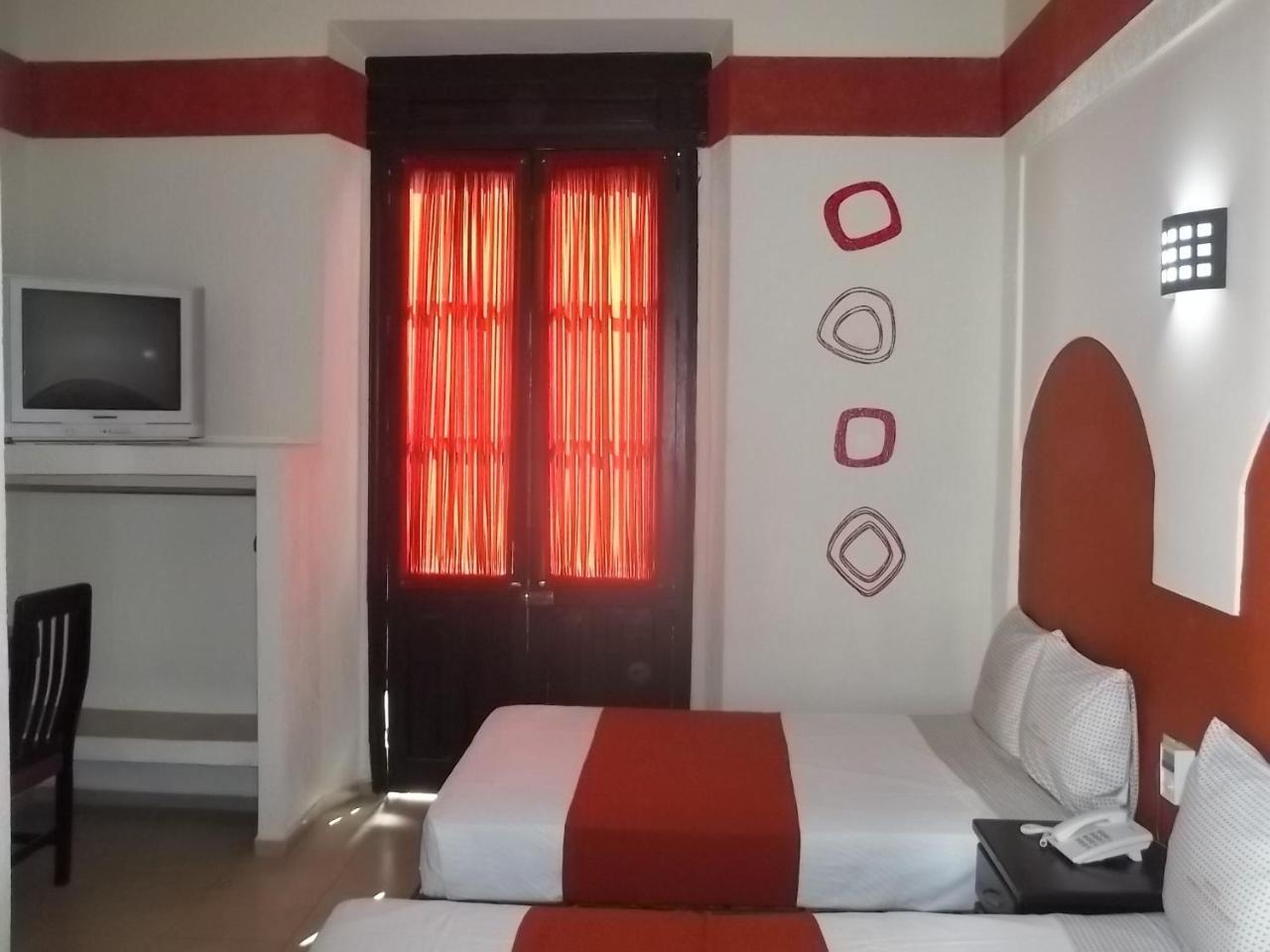 Hotel Jorge Alejandro Guadalajara Dış mekan fotoğraf